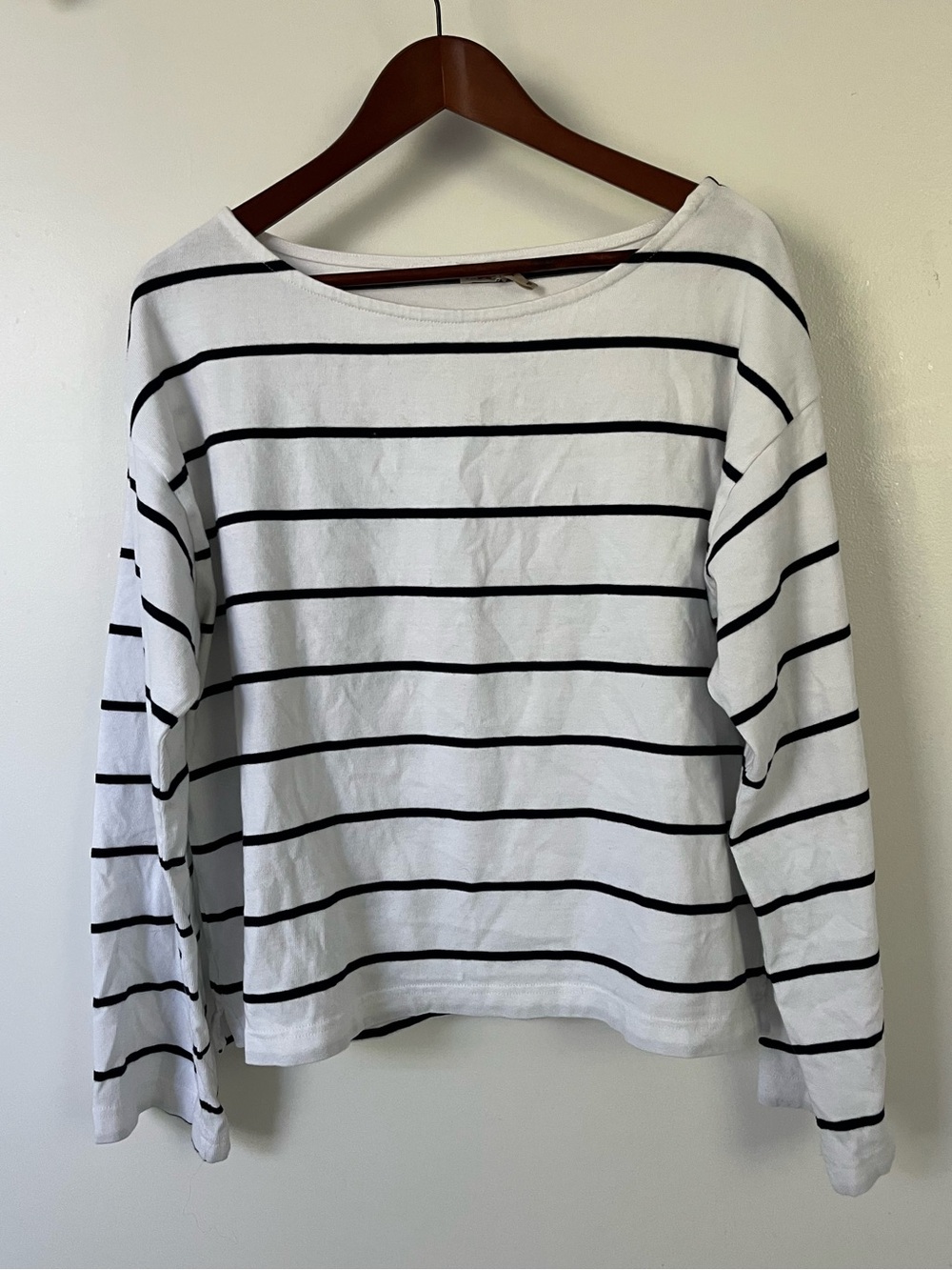 Faherty White Long Sleeve Crew Boatneck Top with Black Stripes
